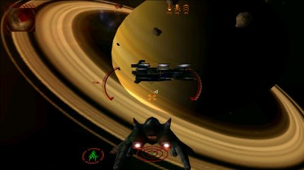 Starlancer spielt in unserem Sonnensystem. In dieser Szene will die Allianz eine Station in der Nähe des Saturns angreifen. Der Spieler muss vorher die Satellitensysteme zerstören