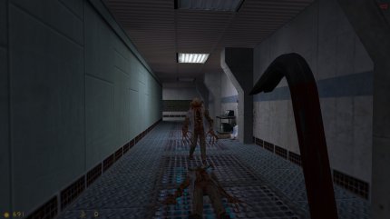 Half-Life setzt etwa im Gegensatz zu Doom auf dezente Gruselatmosphäre und Spannung. Gordon Freeman findet die erste Schusswaffe erst nach 20 Minuten. Zuvor kämpft er sich mit dem ikonischen Brecheisen durch.