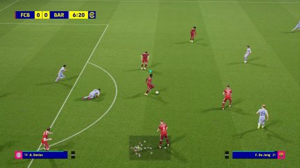 Die Standard-Kamera von eFootball 2022 zoomt bei Zweikämpfen näher an die Action auf dem Platz heran. Mitunter kann das ganz schön nerven.