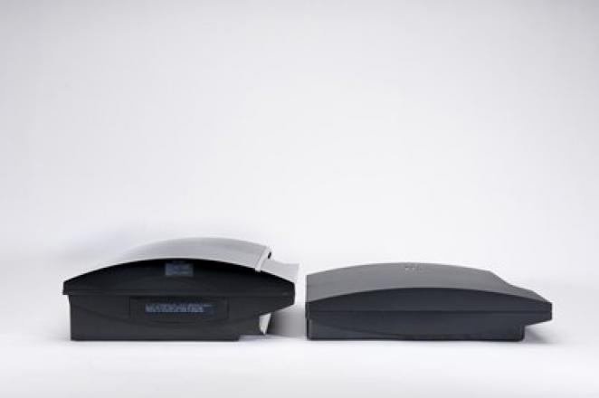 Die neue PS3 Slim ist länger als die alte PS3