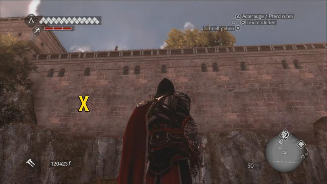 Assassin's Creed: Brotherhood Komplettlösung: Glyphen-Rätsel Nr. 5: An der östlichen Außenmauer der Kaserne deckt ihr mit dem Adlerauge die fünfte Glyphe auf. Klettert direkt über die Klippen darunter an die Mauer hoch und in die Glyphe. (2)