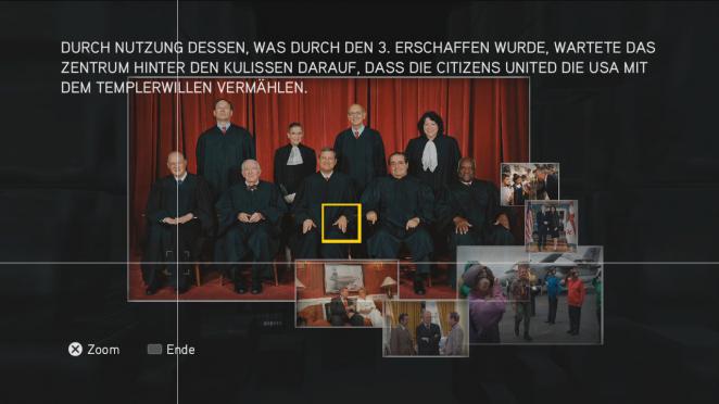 Assassin's Creed: Brotherhood Komplettlösung: Glyphen-Rätsel Nr. 7: Das größte Foto ist zugleich das entscheidende. Fahrt mit dem Filter über die linke Hand des mittleren Mannes und ihr seht ein Templerabzeichen. (1)