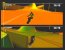 Surreal: Auf dem Splitscreen rasen zwei Spieler gegeneinander durch bunt gef&auml;rbten Schnee.