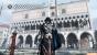 Bei eurem ersten Besuch in Monteriggioni führt Ezios Onkel Mario den frisch gebackenen Assassinen in eine geheime Kammer unterhalb der Villa Auditore. Dort ruht seit den Ereignissen aus Assassin‘s Creed die Rüstung des damaligen Protagonisten Altair. Um sie zu erlangen, müsst ihr die sechs Siegel legendärer Mitglieder des Assassinenordens finden und in die Statuen in der Gruft einsetzen. Anschließend darf sich Ezio die Rüstung überstreifen, die mehr Schaden aushält als jede andere Bekleidung und dem Helden einen Gesundheitsbonus verleiht.