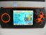 Das QVGA-Display des Handhelds siedelt sich qualitativ im Mittelfeld an. Unschön: Unter Sonneneinstrahlung sieht man nur wenig.