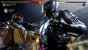 Neuzugang Robocop spielt sich zwar etwas langsamer als viele seiner Kollegen, schlägt aber umso härter zu. Mit Schusswaffen und Schilden hält er Gegner auf Distanz.