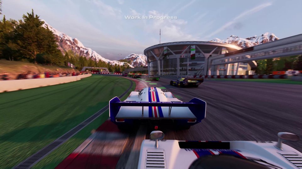 <strong>Frischer Asphalt: </strong>Die fiktive 'Le Mans'-Strecke 'Strada Alpina' ist eines der Highlights des Rennkalenders von Grid Legends und soll mit jeder Menge Höchstgeschwindigkeitspassagen für Aufsehen sorgen.&nbsp;