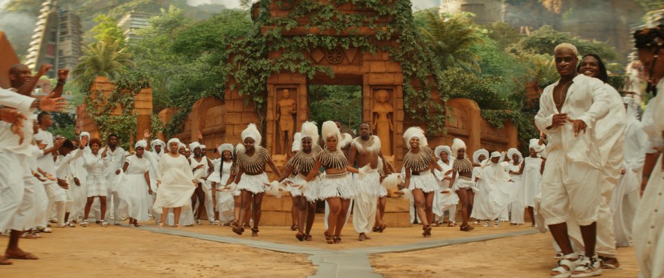 Black Panther: Wakanda Forever in der Filmkritik - Der Marvel-König der Phase 4 ist eine Wucht! (1)